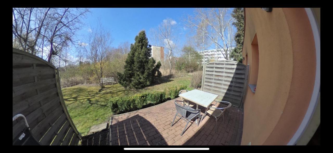Apartments In Der Kopenhagener Strasse Росток Екстер'єр фото